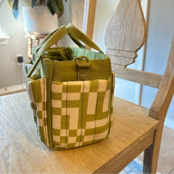 Beis x Elsa Hosk "The Diaper Caddy" in Play Date - Picture 2 of 7